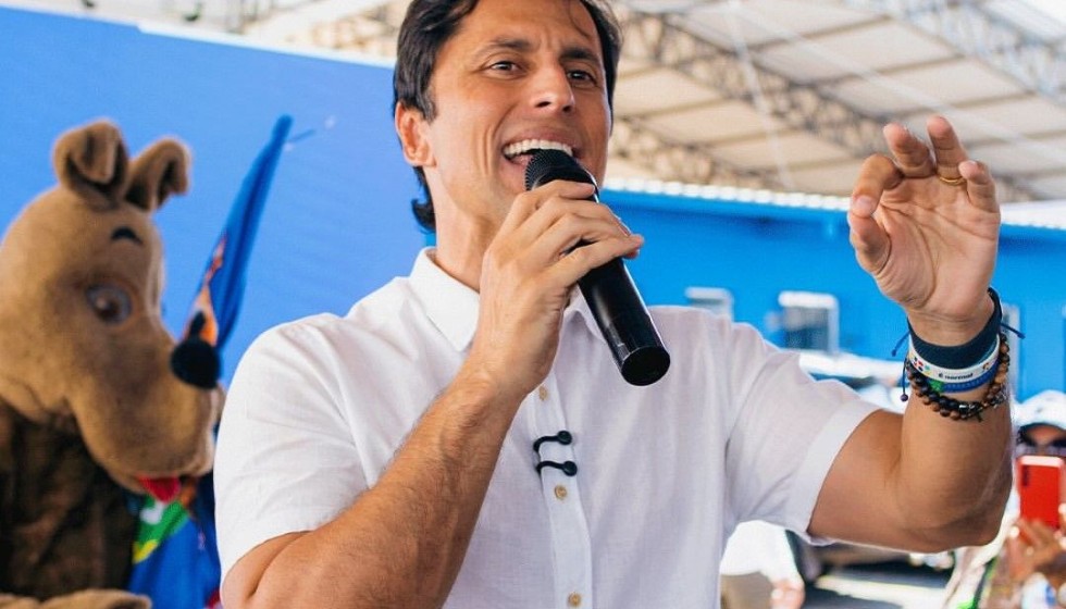 Duarte oficializa candidatura a deputado federal e defende política com propósito e integridade