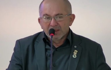 "Saúde não se faz com política", diz vereador Antônio Carlos ao denunciar situação no HGG