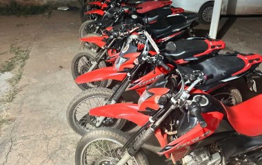Polícia Militar recupera motocicletas com registro de roubo e furto durante operações em Formosa da Serra Negra