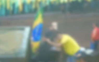 VÍDEO: Ataque a tiros deixa dois homens gravemente feridos em bar de Imperatriz