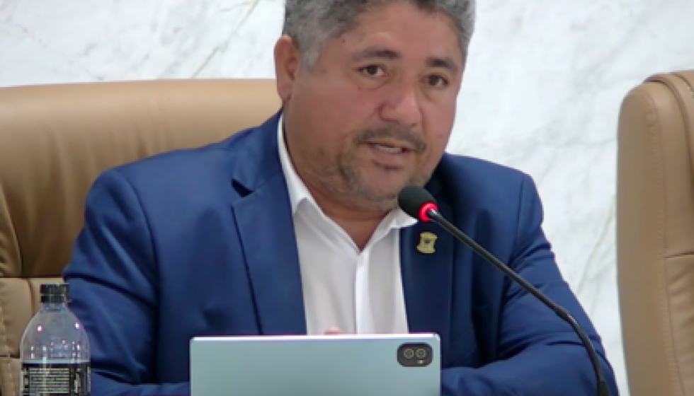 Presidente da Câmara de Grajaú cobra regularidade no transporte escolar da zona rural