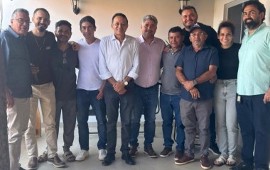 Prefeito de Grajaú reúne aliados e fecha apoio a Rafael Gonçalves para presidente da Câmara, com Elielson Ribeiro de vice